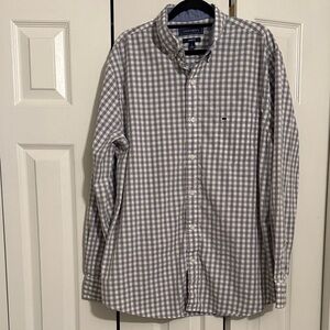 Crown & Ivy Men's Blue and White Checkered Shirt